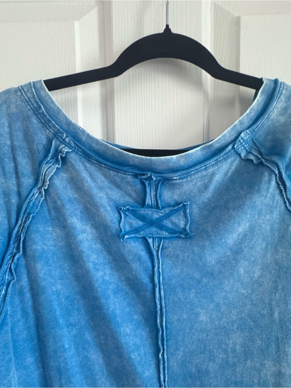 Zenana Outfitters Washed Blue Long-Sleeve Pullover With Thumb Holes. NWOT - Picture 3 of 10